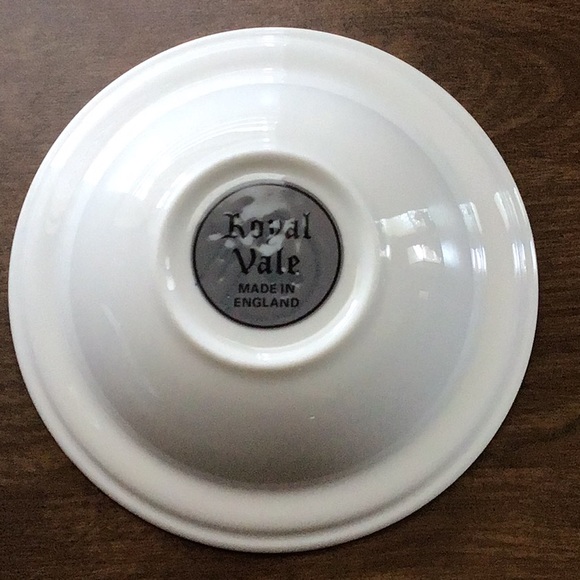 Royal Vale Small Round Dish Thistle Flower Made in England - Discontinued - Picture 2 of 4